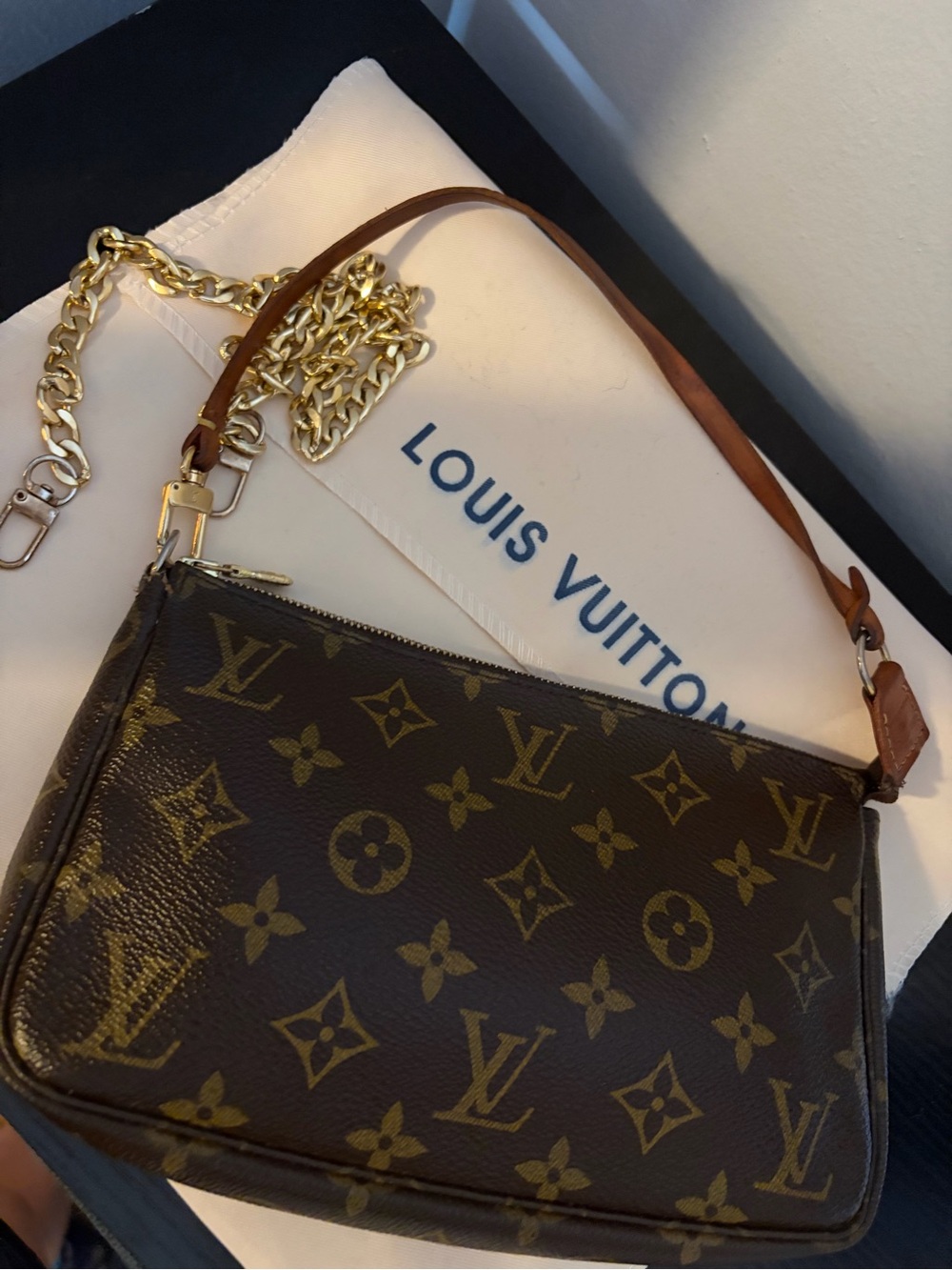 VINTAGE AUTHENTIC Louis Vuitton Pochette accessories. - Picture 5 of 11